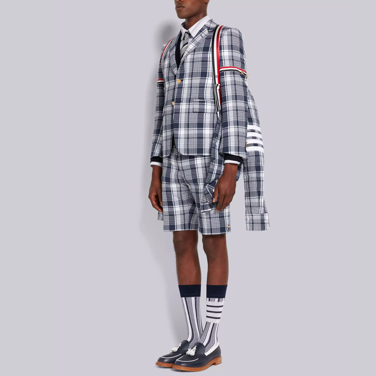 Purchase THOM BROWNE SS22 Jaket Down Single-Breasted Abu-Abu. MJD089-X07847-415