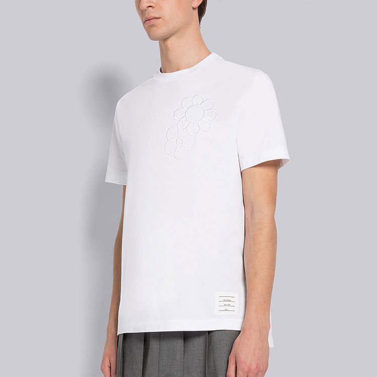 THOM BROWNE SS22  Solid Floral Embroidered Loose Cotton Crewneck T-Shirt MJS182-E08071-100 圖 5