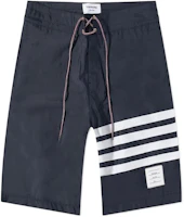 Order THOM BROWNE SS22 Celana Pendek Navy Garis Klasik Santai Musim Panas. MTT029A-07538-415