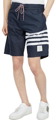 톰 브라운 SS22 클래식 스트라이프 반바지 네이비 여름 캐주얼웨어. MTT029A-07538-415 Sizing 톰 브라운 SS22 클래식 스트라이프 반바지 네이비 여름 캐주얼웨어. MTT029A-07538-415