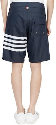 톰 브라운 SS22 클래식 스트라이프 반바지 네이비 여름 캐주얼웨어. MTT029A-07538-415 Cheap 톰 브라운 SS22 클래식 스트라이프 반바지 네이비 여름 캐주얼웨어. MTT029A-07538-415