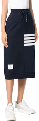 톰브라운 SS22 네이비 4-바 스트라이프 스커트 백투스쿨 에디션. FKJ008A-00535-415 Shop 톰브라운 SS22 네이비 4-바 스트라이프 스커트 백투스쿨 에디션. FKJ008A-00535-415