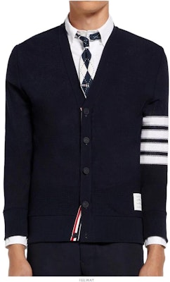 톰브라운 SS22 네이비 브이넥 스트라이프 니트 가디건 유니섹스. MJT306A-07897-415 Sizing 톰브라운 SS22 네이비 브이넥 스트라이프 니트 가디건 유니섹스. MJT306A-07897-415