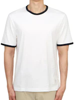 Shop THOM BROWNE SS22 素色白色短袖圓領T恤 MJS083A-00042-100
