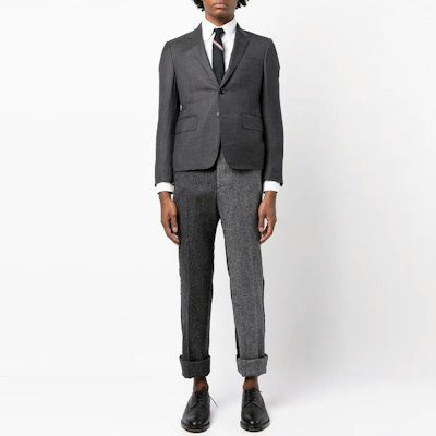 THOM BROWNE SS22 深灰色單排扣長袖西裝外套 MJC159A-00626-025 Lookbook THOM BROWNE SS22 深灰色單排扣長袖西裝外套 MJC159A-00626-025