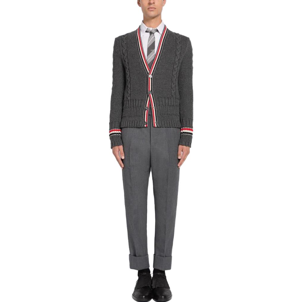 Lookbook 톰 브라운 SS23 그레이 스트라이프 V넥 모헤어 니트 가디건 스웨터 MKC454A-Y1024-035