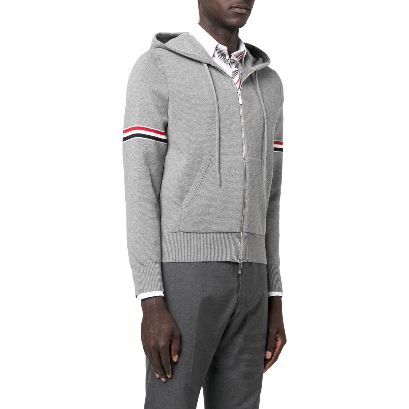 Shop トムブラウン SS23 グレー カーディガン フーディー トリコロールアームバンド付き。 MKT008A-Y3007-055