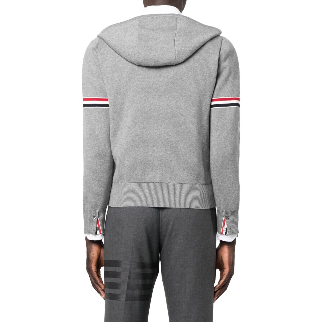 Purchase トムブラウン SS23 グレー カーディガン フーディー トリコロールアームバンド付き。 MKT008A-Y3007-055
