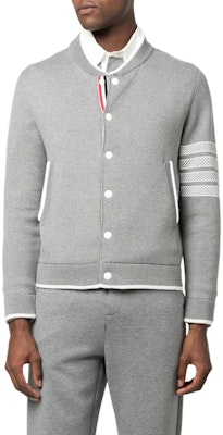 Thom Browne SS23 Jaket Bomber Abu-abu Garis Lengan Panjang. MKJ100A-Y3006-055 Shop Thom Browne SS23 Jaket Bomber Abu-abu Garis Lengan Panjang. MKJ100A-Y3006-055