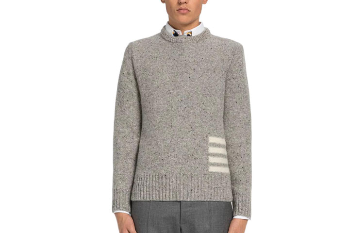 Order 톰 브라운 SS23 그레이 울 크루넥 스웨터 포바 스트라이프. MKA448A-Y1032-055