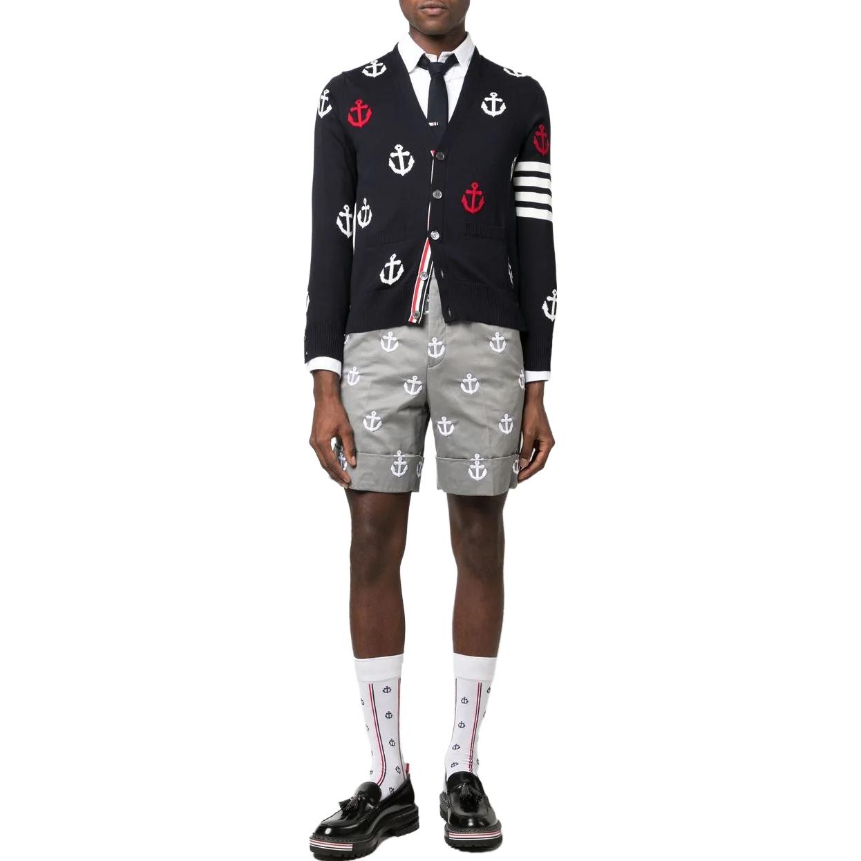 Lookbook トムブラウン SS23 ネイビー ストライプ アンカー Vネック ボタン カーディガン セーター MKC467A-Y3007-415