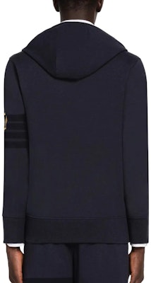 THOM BROWNE SS23 Navy Hoodie Ritsleting dengan Desain 4-Stripes Klasik. MJT375E-J0010-415 Shop THOM BROWNE SS23 Navy Hoodie Ritsleting dengan Desain 4-Stripes Klasik. MJT375E-J0010-415