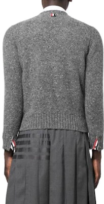 톰브라운 SS23 그레이 스페클 브이넥 가디건 스웨터 - 그레이 패션. MKC455A-Y1032-035 Shop 톰브라운 SS23 그레이 스페클 브이넥 가디건 스웨터 - 그레이 패션. MKC455A-Y1032-035