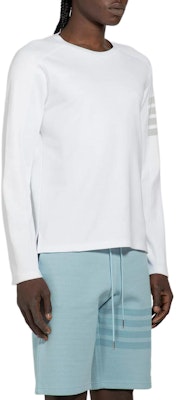 THOM BROWNE SS24 Klasik Four-Bar Long Sleeve Knit T-Shirt Putih MJS245A-07323-100 Shop THOM BROWNE SS24 Klasik Four-Bar Long Sleeve Knit T-Shirt Putih MJS245A-07323-100