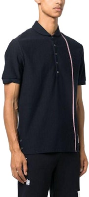 THOM BROWNE SS24 Polo Clásico a Rayas Azul Marino. MJP196A-J0138-415 Details for THOM BROWNE SS24 Polo Clásico a Rayas Azul Marino. MJP196A-J0138-415