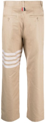 Thom Browne SS24 卡其经典4杠条纹直筒休闲裤 MTU320U-07890-275 Lookbook Thom Browne SS24 卡其经典4杠条纹直筒休闲裤 MTU320U-07890-275