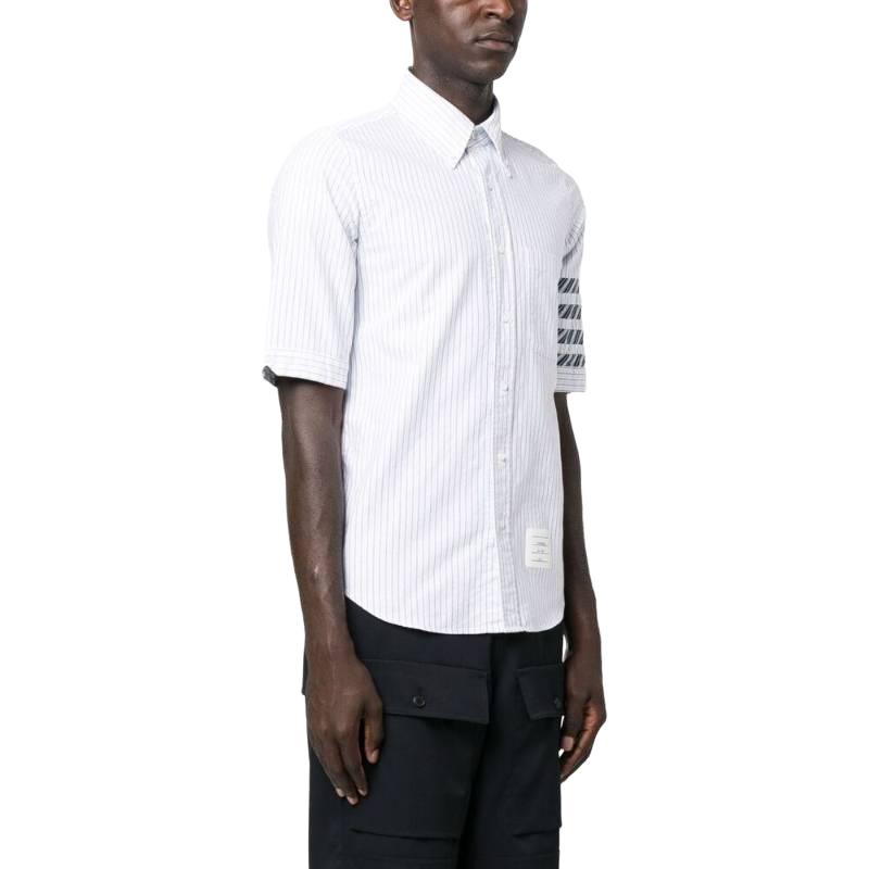 Purchase THOM BROWNE SS24 Kemeja Putih Lengan Pendek Classic 4-Stripe MWS256C-F0510-460