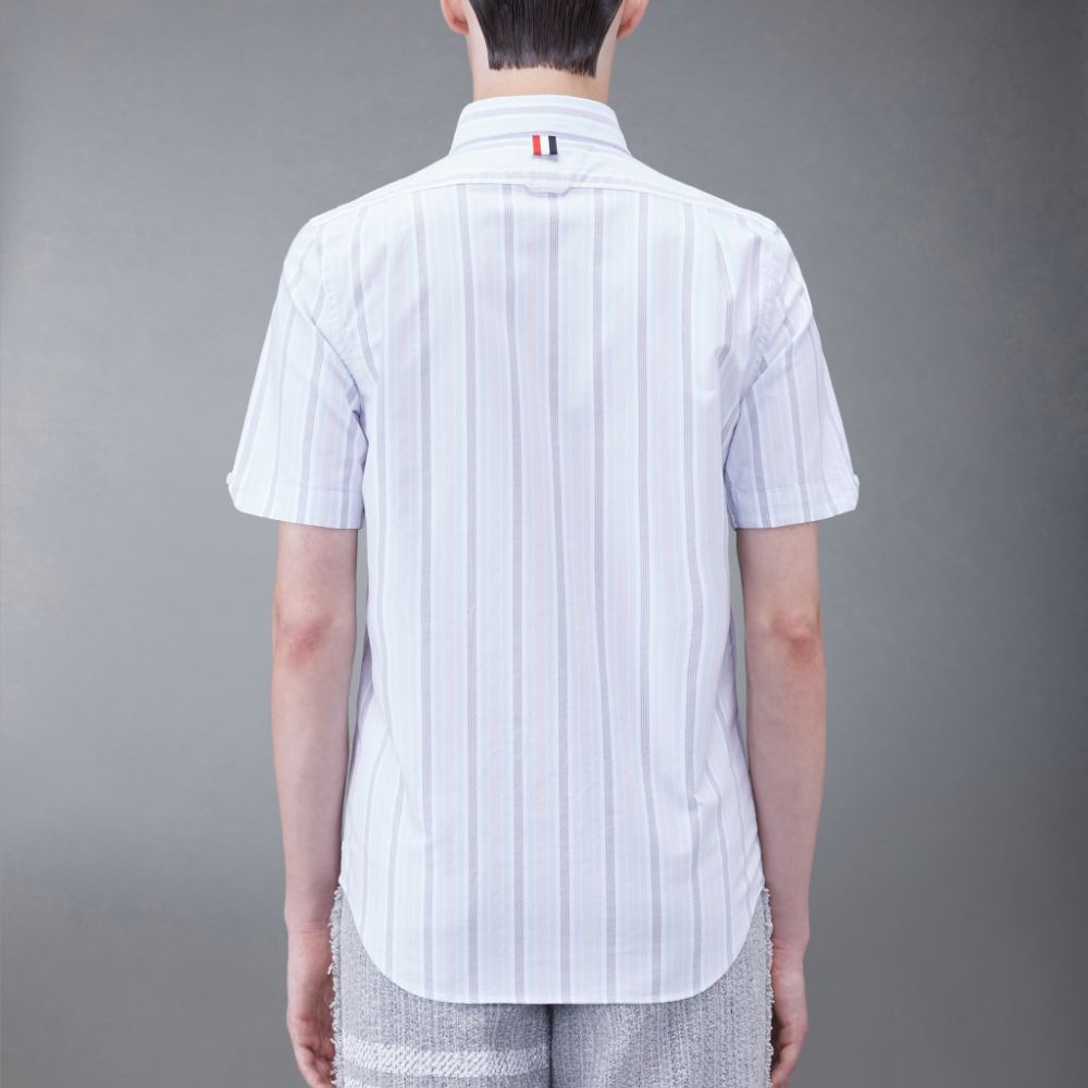 Shop Thom Browne Kemeja Lengan Pendek Garis Biru Pria Kasual. MWS314A-F0526-460