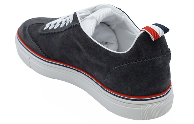 Shop Sneaker Rendah Thom Browne Stripe 'Abu Gelap' MFD242A03050025