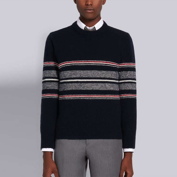 Lookbook THOM BROWNE Sweater Rajut Mohair Wol Crewneck Biru Navy Pria. MKA330A-Y1502-415