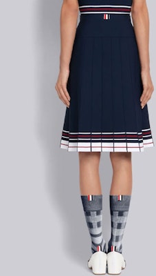 トム・ブラウン ストライププリーツネイビースカート バックトゥスクールエディション FKK068-AY5501-415 Purchase トム・ブラウン ストライププリーツネイビースカート バックトゥスクールエディション FKK068-AY5501-415