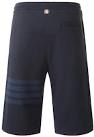 Lookbook Thom Browne Celana Pendek Navy Garis-Garis Straight-Leg Edisi Musim Panas MJQ012A-06910-415