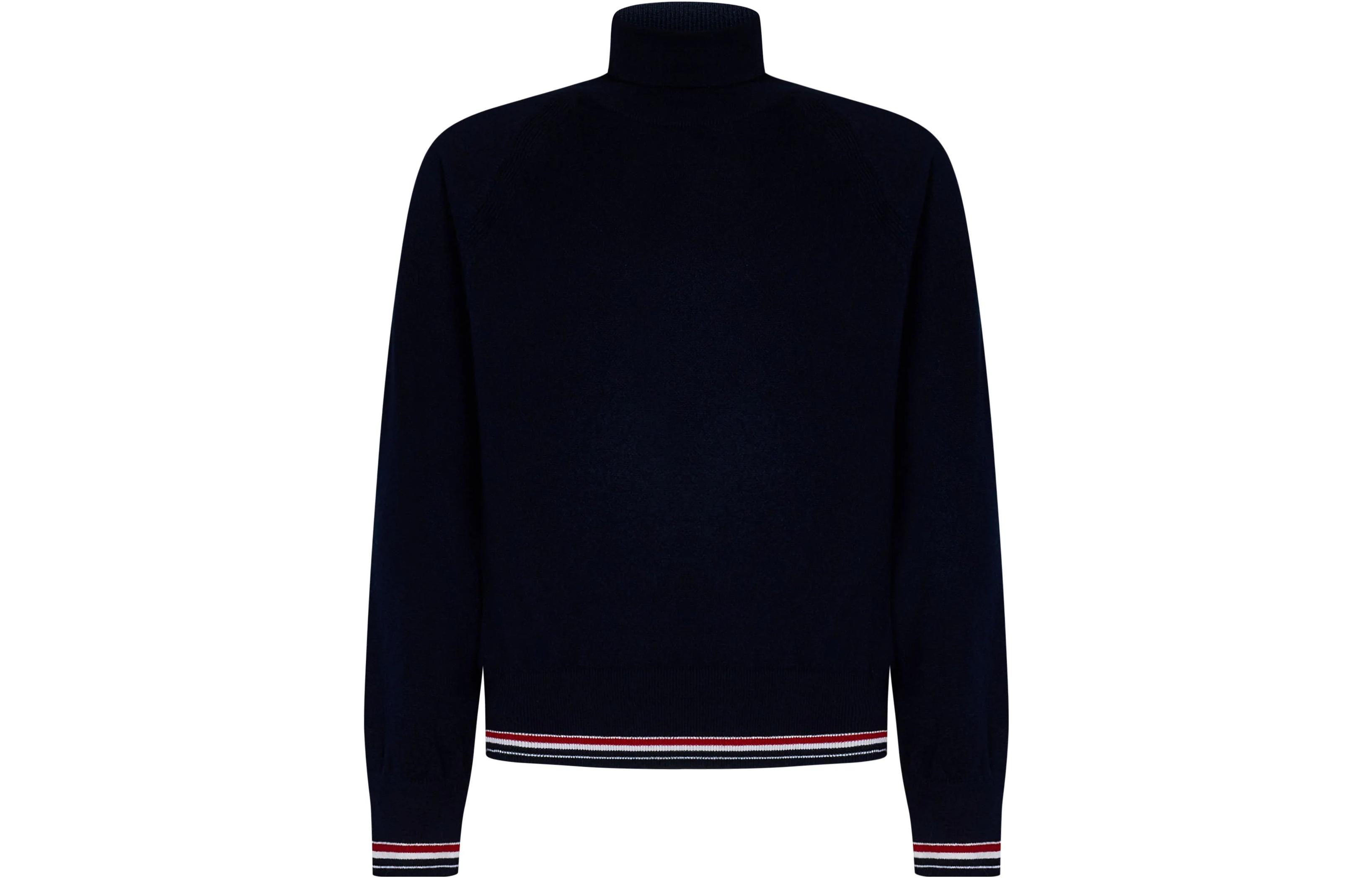 Lookbook Thom Browne Sweater Navy Lengan Panjang Turtleneck dengan Trim Garis. MKA484A-Y2001-415