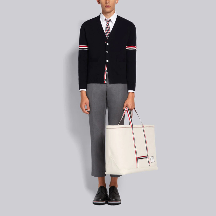 Shop Thom Browne TB SS21经典常春藤条纹V领针织毛衣海军蓝 MKC310A-Y3007-415