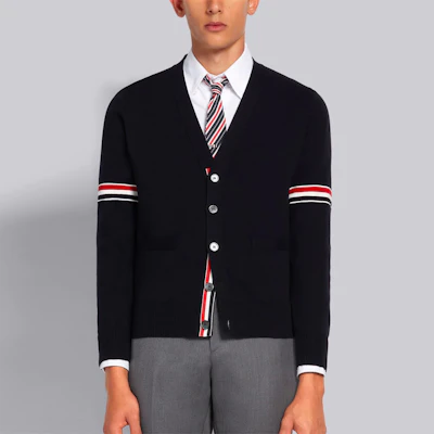 Thom Browne TB SS21经典常春藤条纹V领针织毛衣海军蓝 MKC310A-Y3007-415 Purchase Thom Browne TB SS21经典常春藤条纹V领针织毛衣海军蓝 MKC310A-Y3007-415