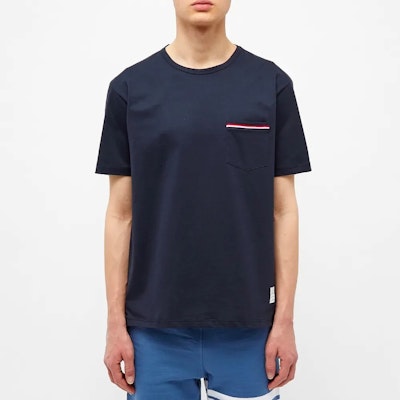 トムブラウン トリコロールアクセント サテンポケットTシャツ ネイビー 夏用 MJS010A-01454-415 Purchase トムブラウン トリコロールアクセント サテンポケットTシャツ ネイビー 夏用 MJS010A-01454-415