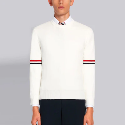 Thom Browne Sweater Rajut Katun Putih Classic Stripe Crewneck. MKA326A-Y3001-100 Lookbook Thom Browne Sweater Rajut Katun Putih Classic Stripe Crewneck. MKA326A-Y3001-100