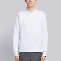 Shop 톰브라운 화이트 크루넥 맨투맨 백 3-스트라이프 MJT085A-03377-100