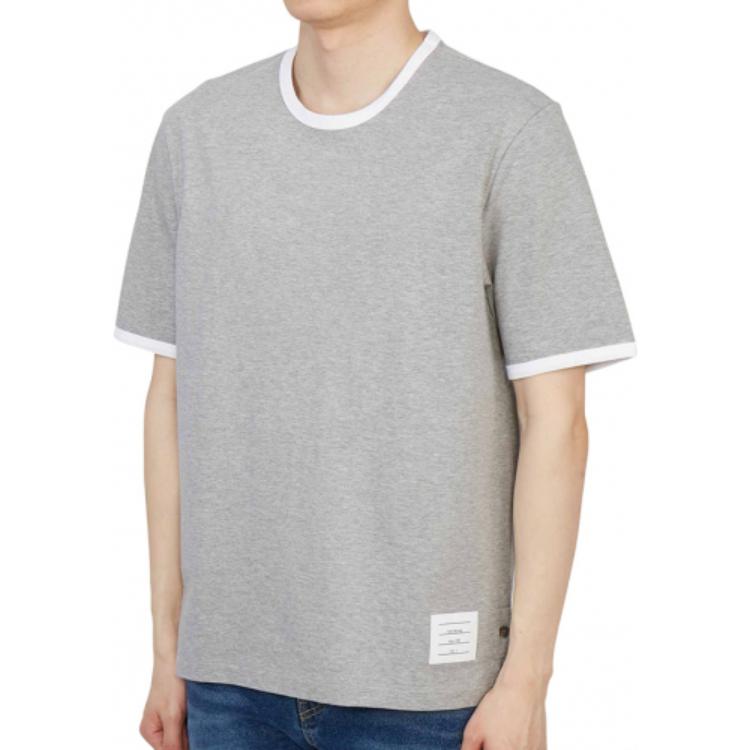 Sizing 톰브라운 화이트 트림 크루넥 반팔 티셔츠 MJS083A-00042-055