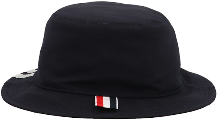 トムブラウン ウール フィッシャーマンハット フォーストライプアクセント付き MHC327A06146-415 Lookbook トムブラウン ウール フィッシャーマンハット フォーストライプアクセント付き MHC327A06146-415