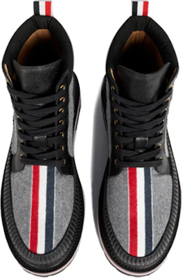 Stivale Corto in Lana Thom Browne ''Grigio Medio a Strisce'' MFB188A07548035 Lookbook Stivale Corto in Lana Thom Browne ''Grigio Medio a Strisce'' MFB188A07548035