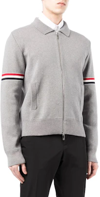 THOM BROWNE x SS22 灰色条纹细节拉链领针织毛衣 MKJ076A-Y3007-055 Shop THOM BROWNE x SS22 灰色条纹细节拉链领针织毛衣 MKJ076A-Y3007-055