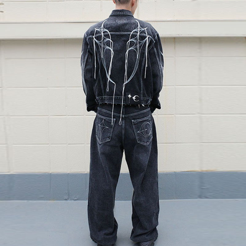 Purchase THUG CLUB FW23 유니섹스 데님 자켓 아이코닉 TC 로고 블루. TCFW-100-01