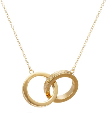 ティファニー 1837 コレクション クラスプ フープ 18K ゴールド ネックレス ユニセックス 23579197 Lookbook ティファニー 1837 コレクション クラスプ フープ 18K ゴールド ネックレス ユニセックス 23579197
