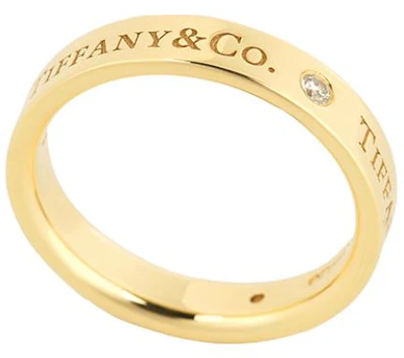 Cincin Tiffany & Co. 18k Emas Huruf Ukir Unisex Perhiasan Pasangan. GRP10240 Lookbook Cincin Tiffany & Co. 18k Emas Huruf Ukir Unisex Perhiasan Pasangan. GRP10240