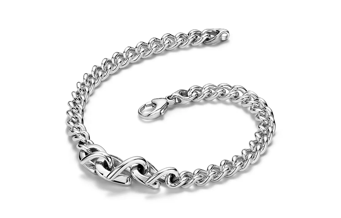 Lookbook Tiffany & Co. 鍛造銀鍊手鍊 925純銀 情侶款 中性設計。 GRP12376