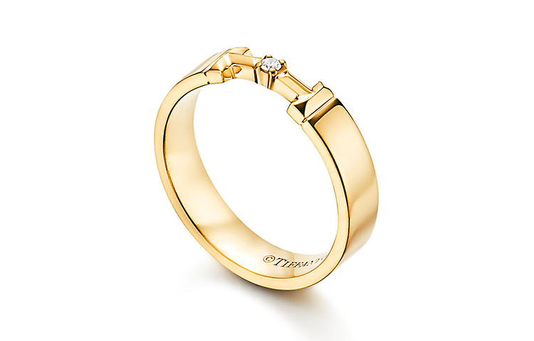 TIFFANY & CO. Letter Logo 18k Gold Ring Unisex Couple Ring - Gold 62509708