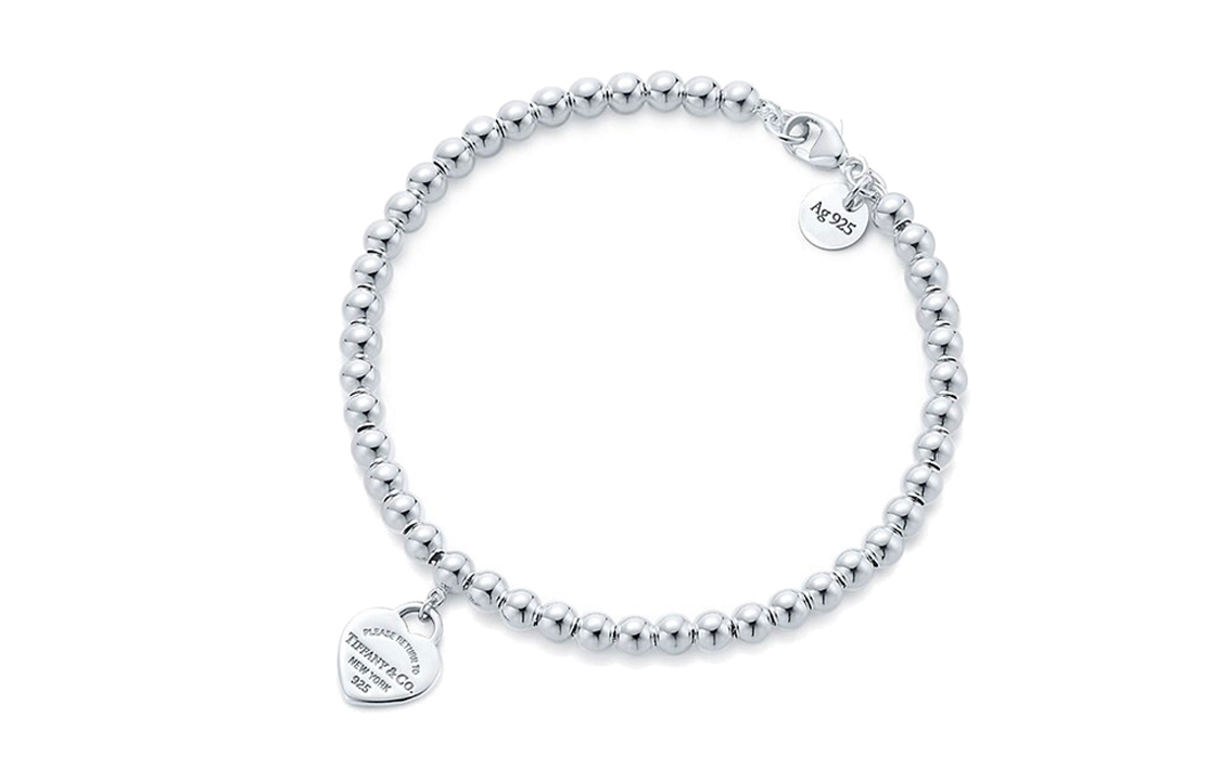 Lookbook TIFFANY & CO. Gelang Perak 925 Hati "Return to Tiffany" Warna Perak. 61941770