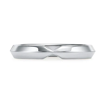 Tiffany & Co. The Tiffany® Setting Platinum 950 Narrow Ring 3mm Wide. GRP11074