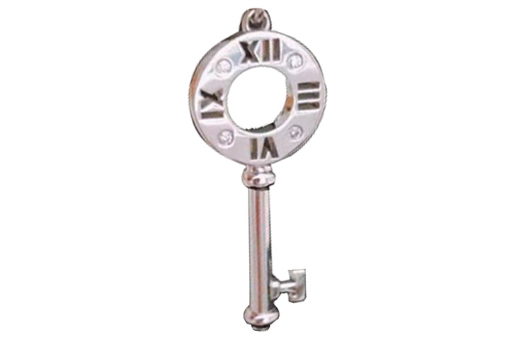 Order Tiffany & Co. Koleksi Tiffany Keys Loket Kunci Kecil Berongga (Tanpa Rantai). GRP09022