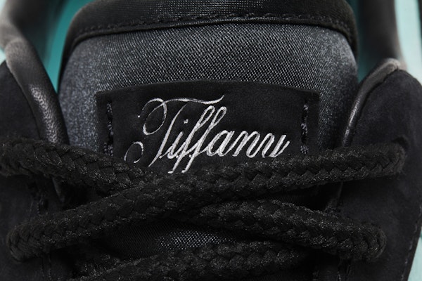 Tiffany & Co. x Nike Air Force 1 Low '1837' Edisi Kawan & Keluarga DZ1382-900 2