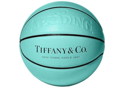 Bola Basket Tiffany & Co. x Spalding Buy Bola Basket Tiffany & Co. x Spalding
