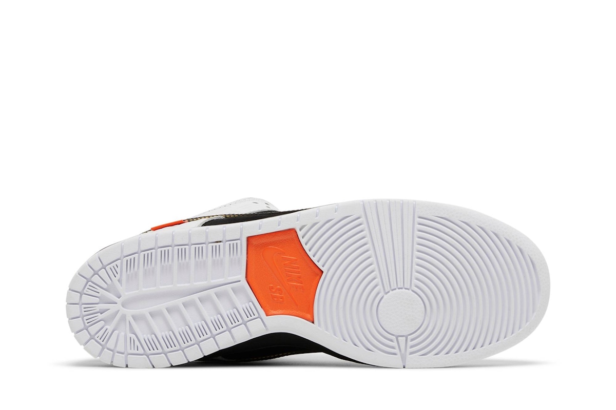 TIGHTBOOTH x Nike Dunk Low SB 'White'