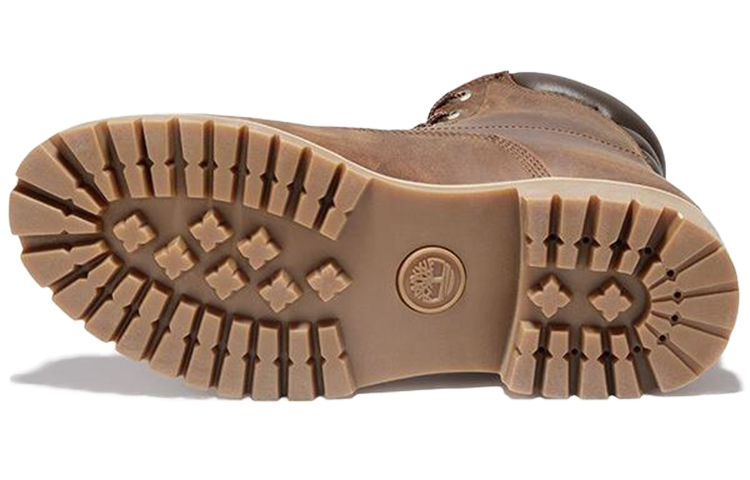 Shop Timberland 添柏嵐 Waterville 皮革高幫靴 窄版 摩卡棕