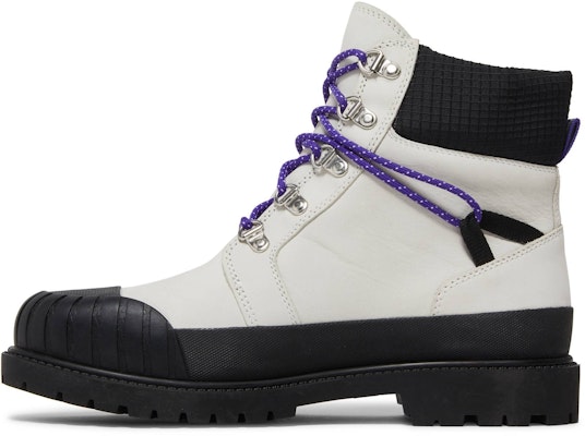 (W) Timberland 6 Inch Heritage Boot 'Abu-Abu Terang' TB0A2JX9-027 Lookbook (W) Timberland 6 Inch Heritage Boot 'Abu-Abu Terang' TB0A2JX9-027