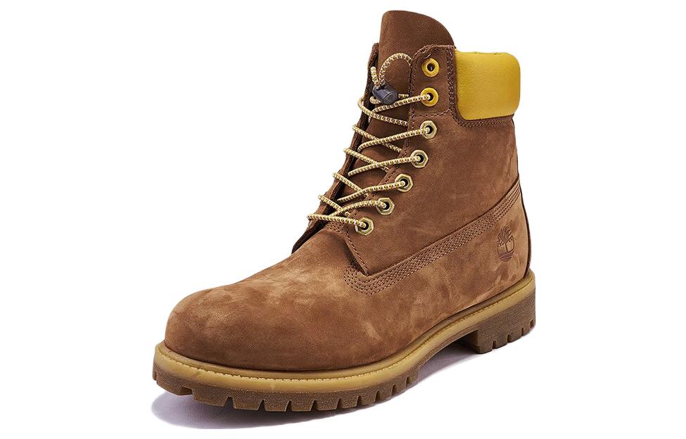 Shop Timberland 6英寸高档靴 '麦黄' A2C96